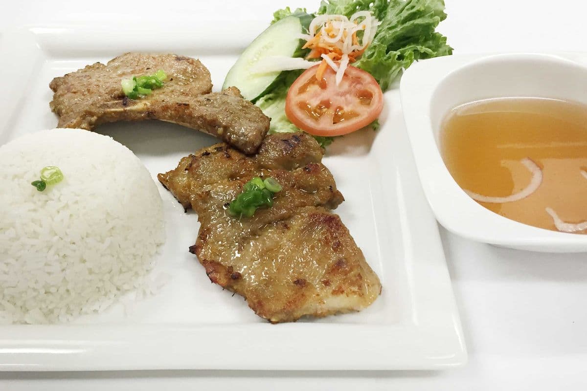 G1. Grilled - Pork Chop on Steam Rice