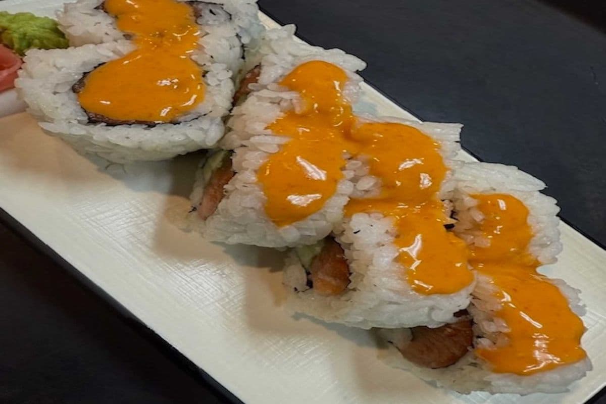 69. Spicy Salmon Roll