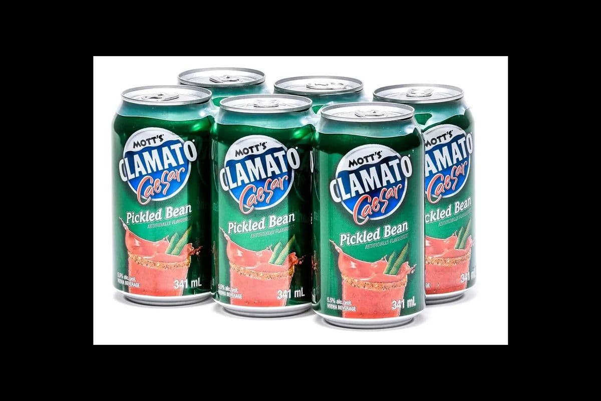 MOTT'S CLAMATO CAESAR PICKLED BEAN (6 x 341ML CANS) (6 x 355ML)