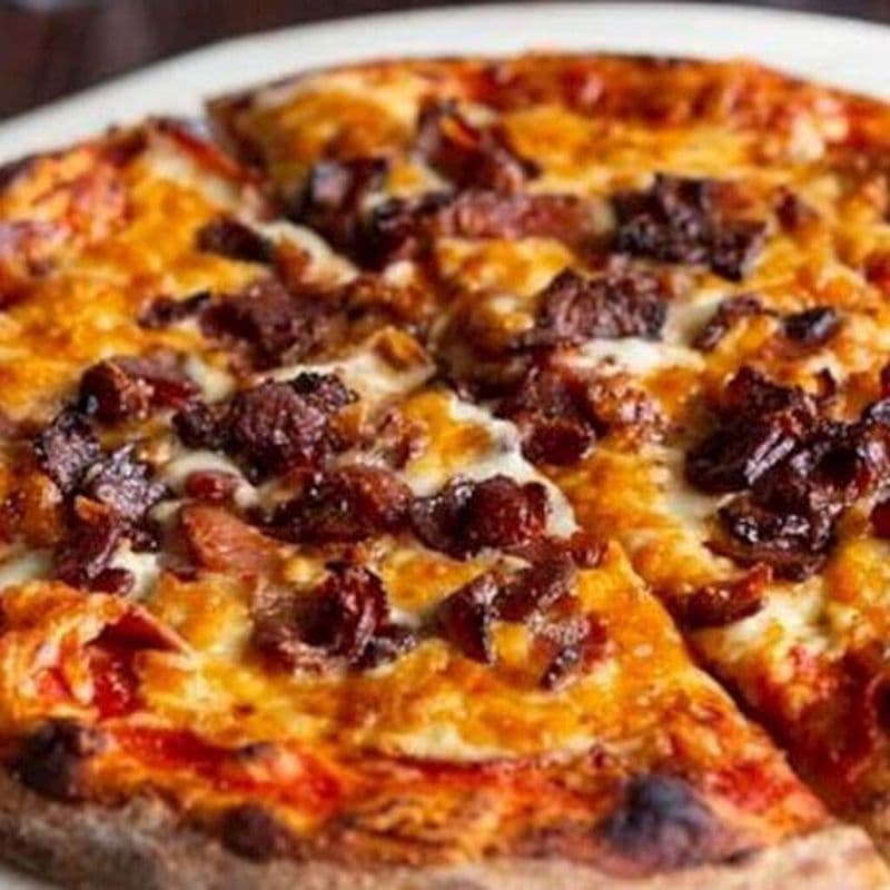 12" Pizza québécoise / 12" Quebec Pizza