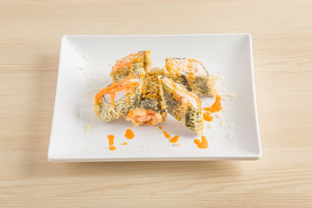 57. Volcano Roll (6 pcs)