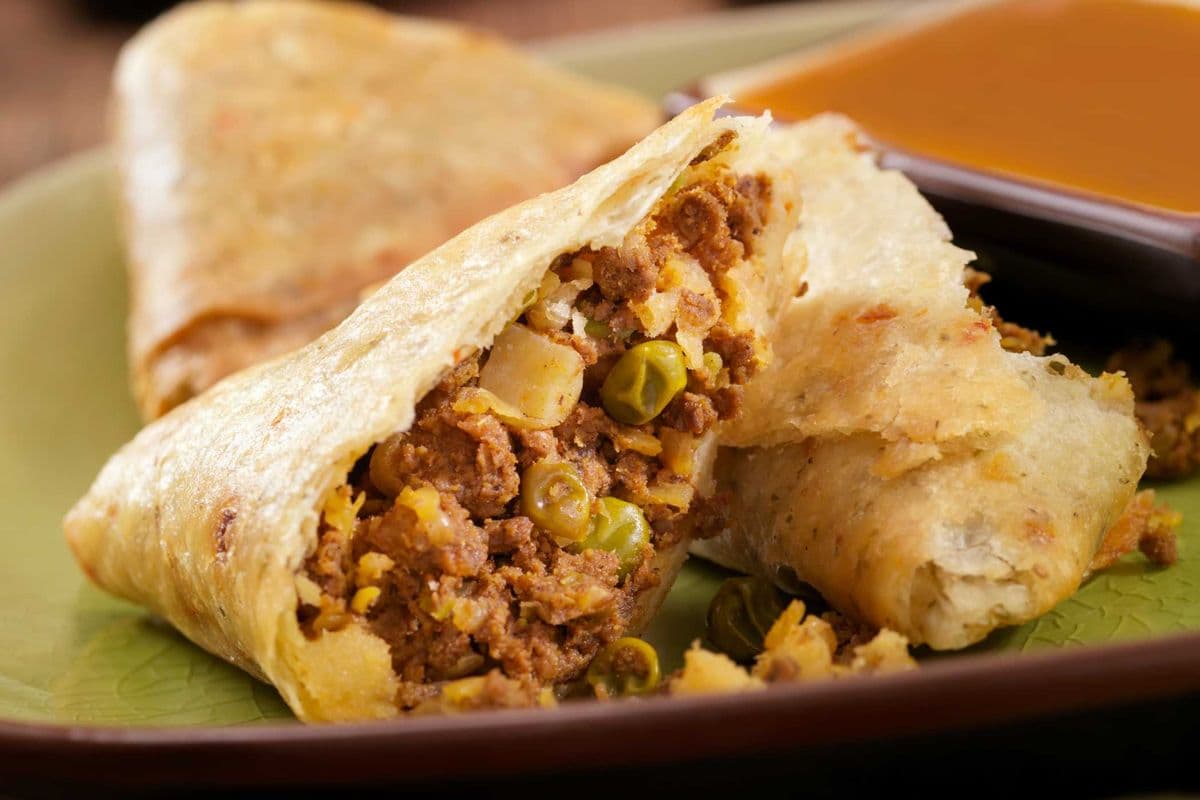 Beef Samosa (frozen) (1piece)