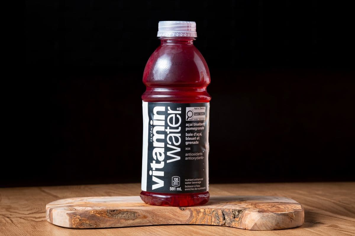 Vitamin Water XXX - Acai, Blueberry & Pomegranate (591 ml)