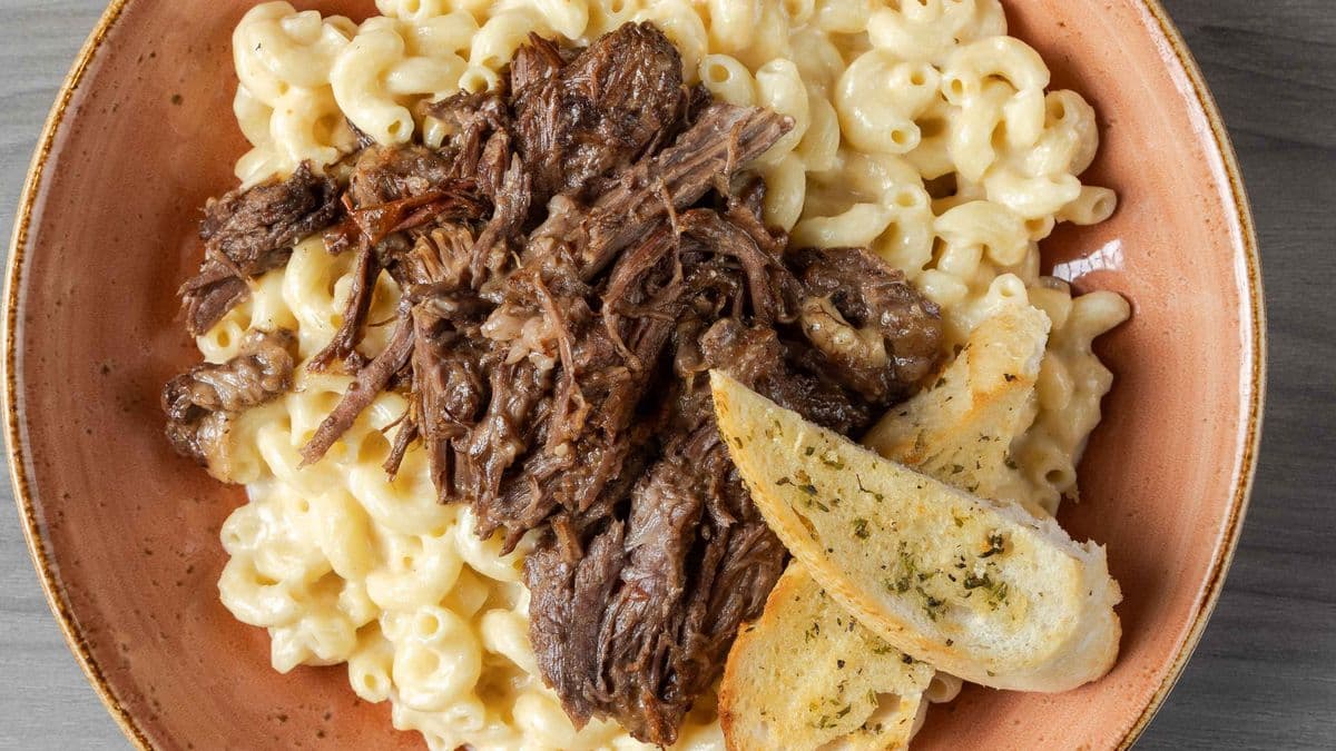 Braised Beef Short Ribs Macaroni and Cheese