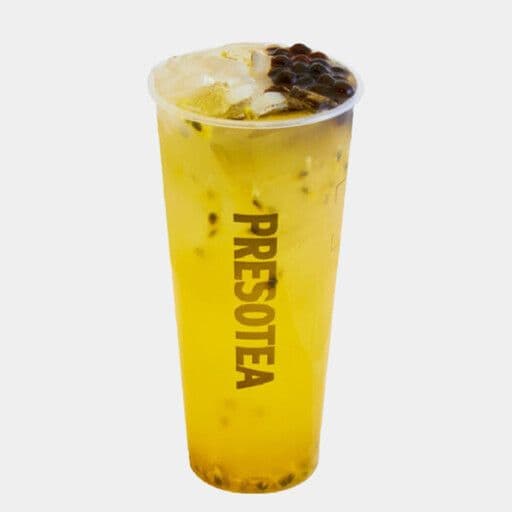 Passion Fruit Green Tea with Tapioca & Lychee Jelly / Thé vert au fruit de la passion avec perles de tapioca et gelée de litchi