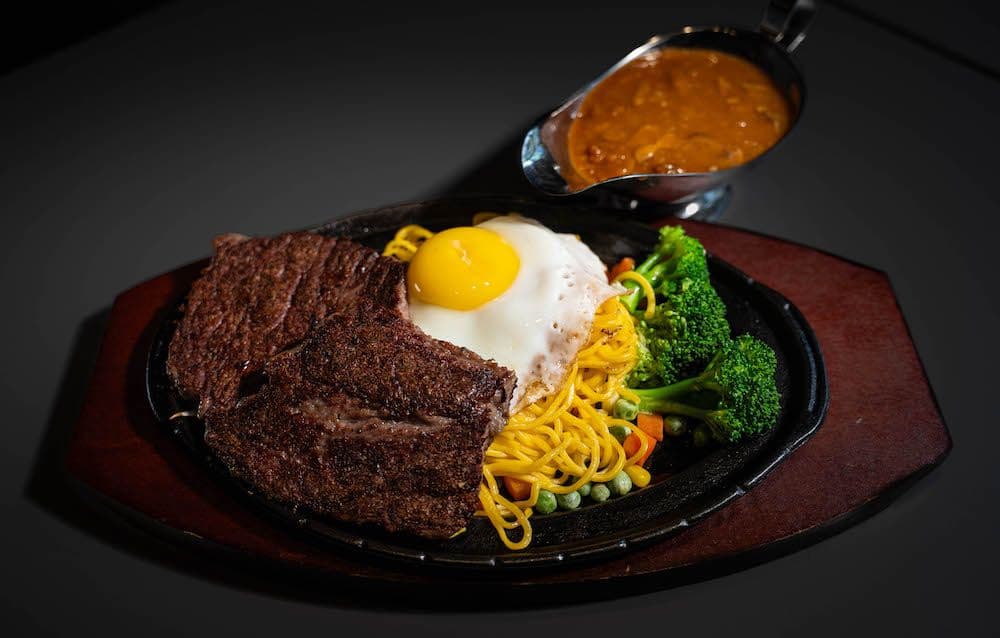 Double Hot Iron Plate (2 Meat at most) / 鐵板雙拼(最多2種肉)
