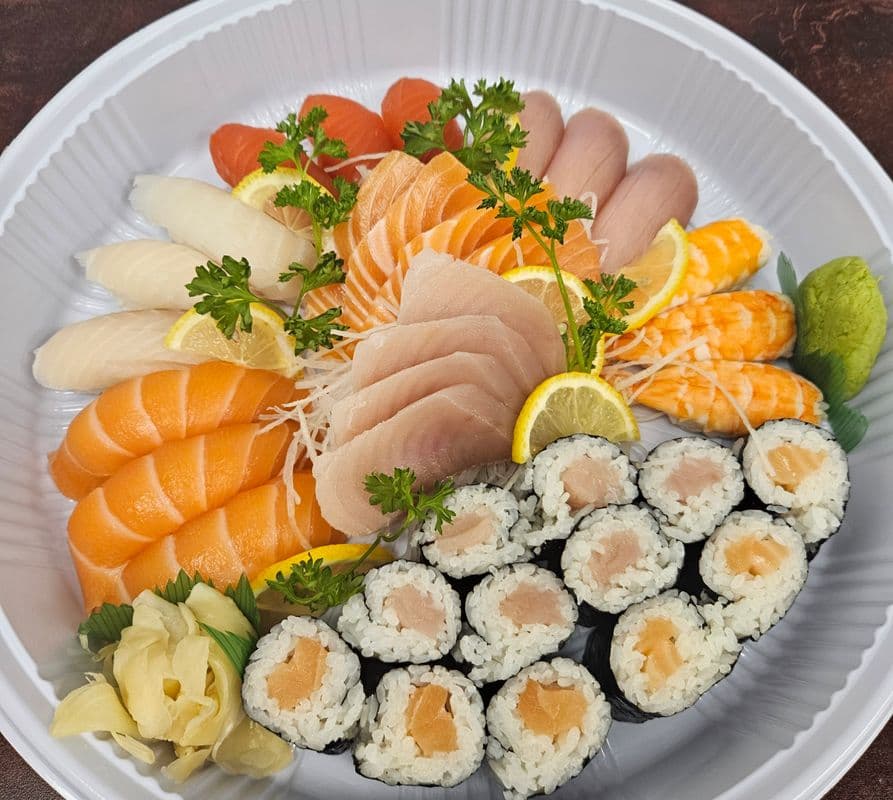 Fish Lovers Tray  (35pcs)
