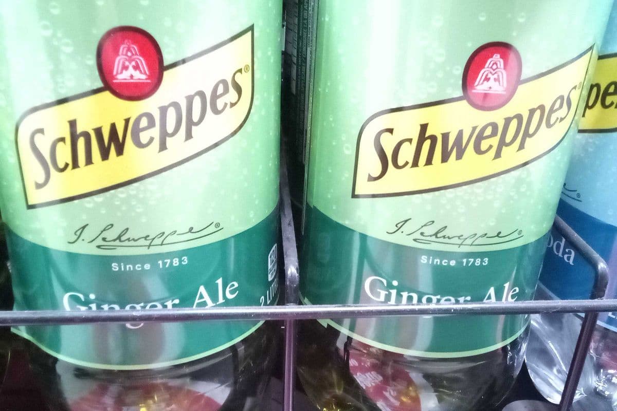 Schweppes- Ginger Ale (2 L)