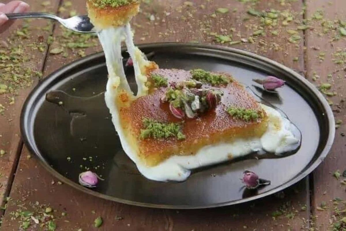 Fresh Kunafe with cheese