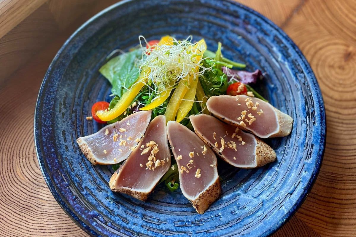 GF Tuna Tataki Salad KK