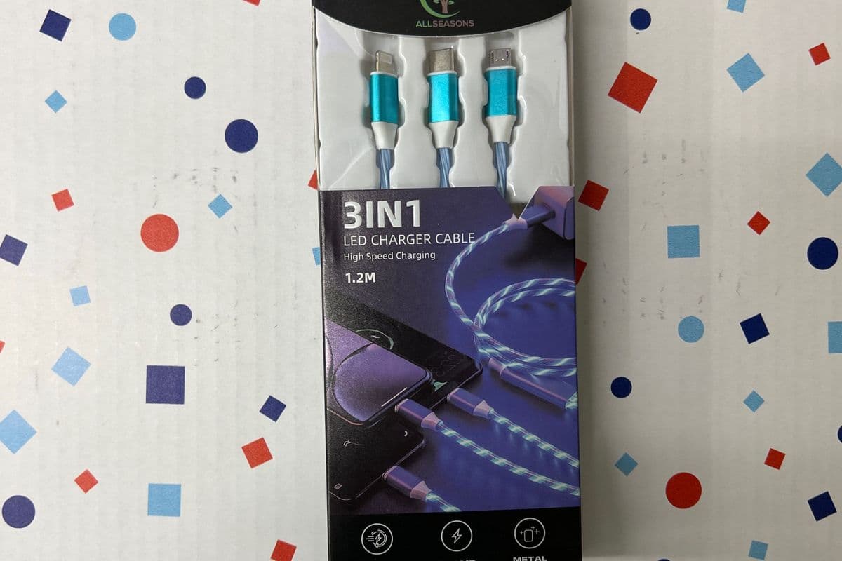 3 in 1 charging cable with LED lighting