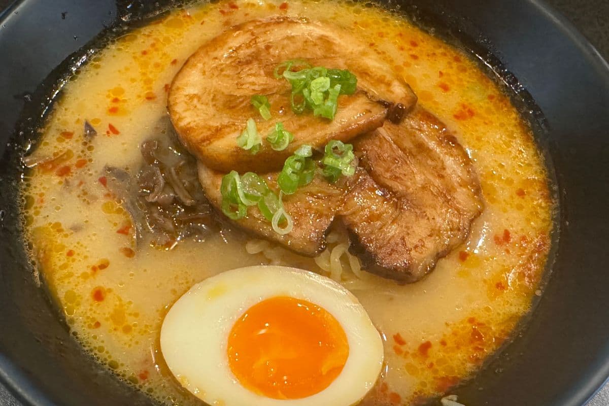 Spicy Gyo Kai Tonkotsu ramen