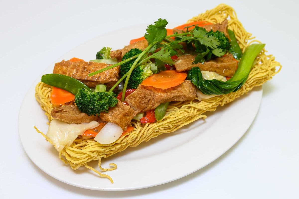 114. Stir Fried Tofu and Vegetables on Crispy Egg Noodle