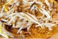 Shredded Chicken n' Beansprouts Chow Mein 雞絲炒麵