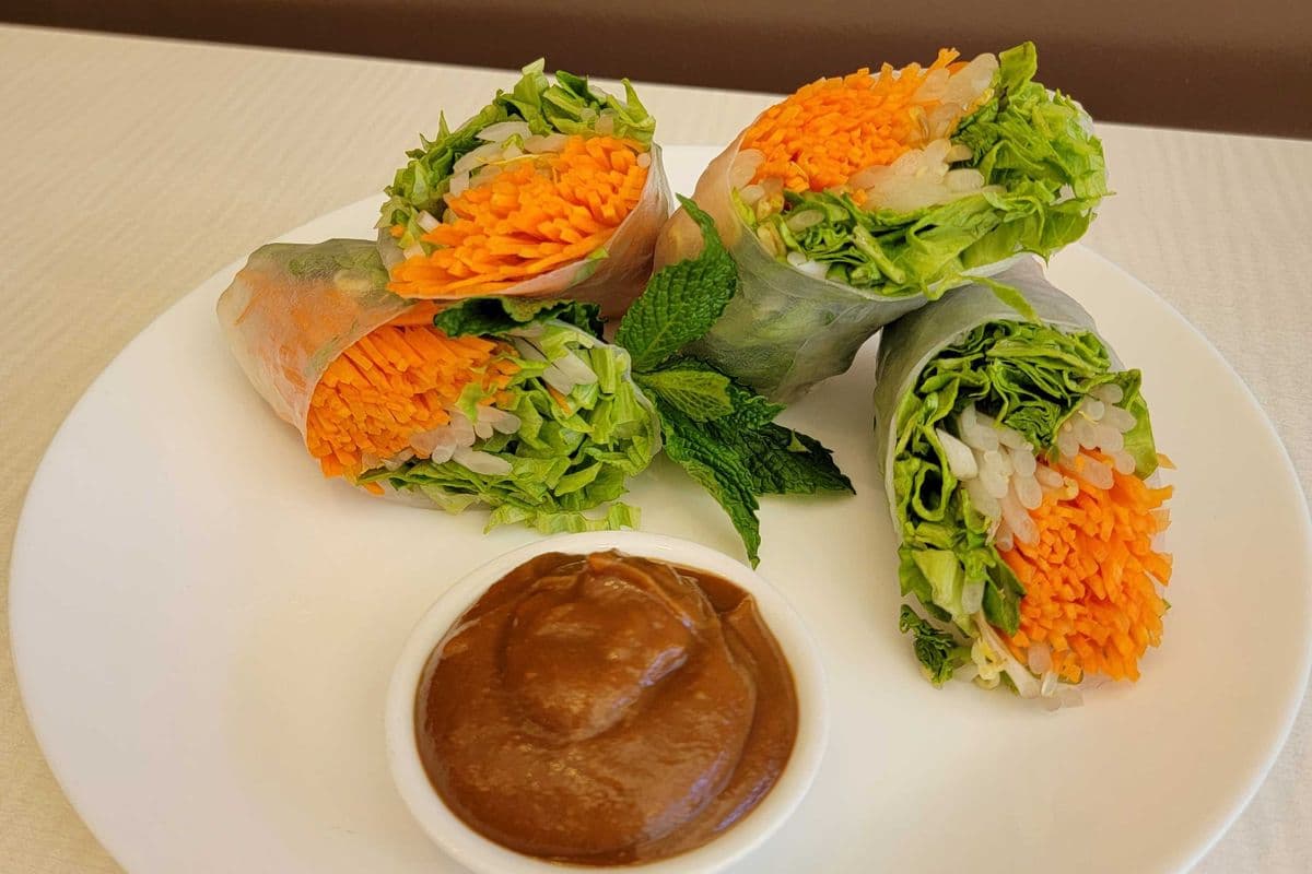 Cold Vegetarian Roll