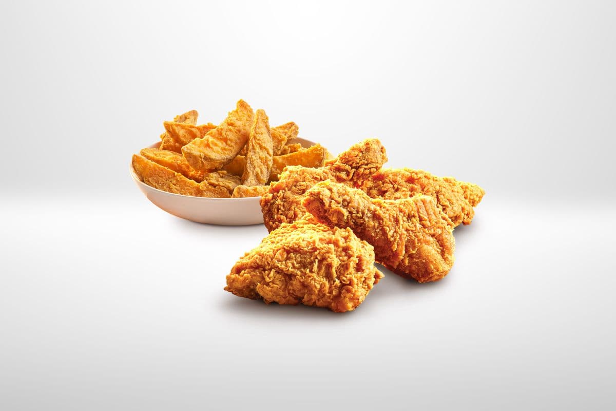 Crispy Classic Chicken - 2 Drums, 2 Thighs +10 Wedges + 2 FREE Dips