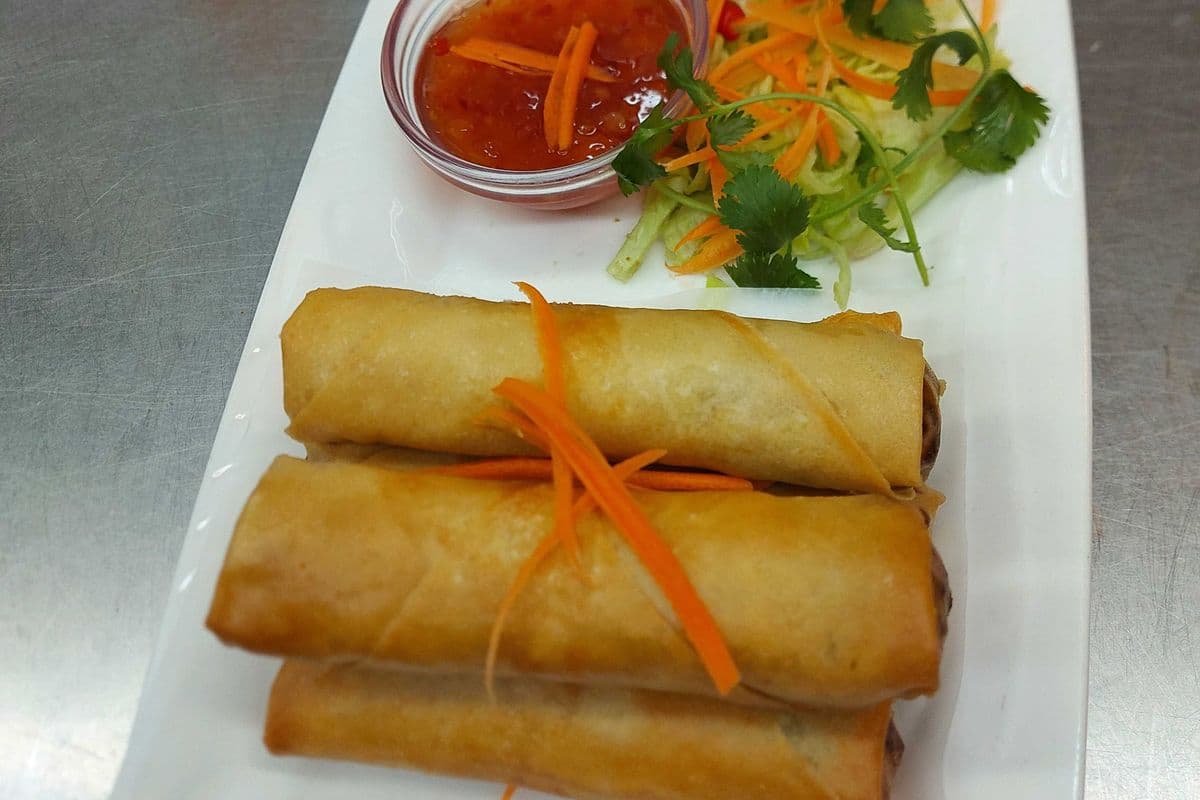 Chicken Spring Roll (5pcs)