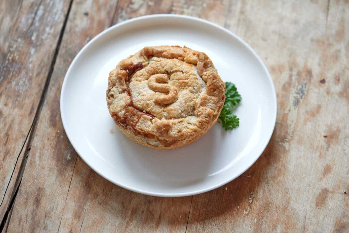 Steak, Stout and Gruyere Pie