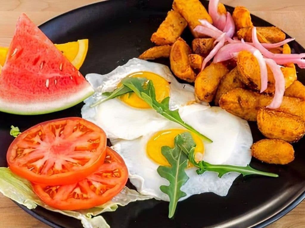 Deux œufs / Two Eggs
