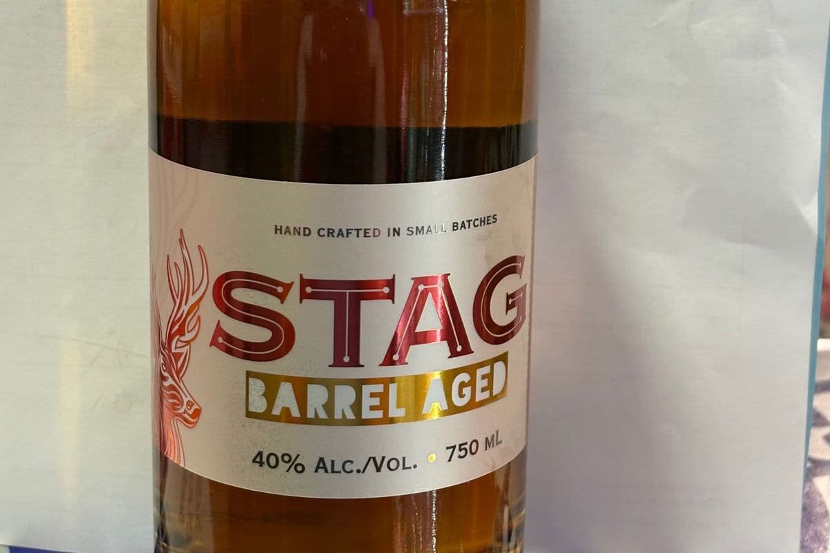 STAG BARREL AGED WHISKY 750 ML (1 x 750ML)