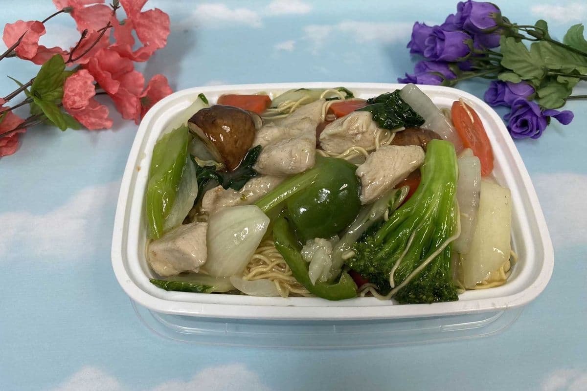 Chicken Lo Mein