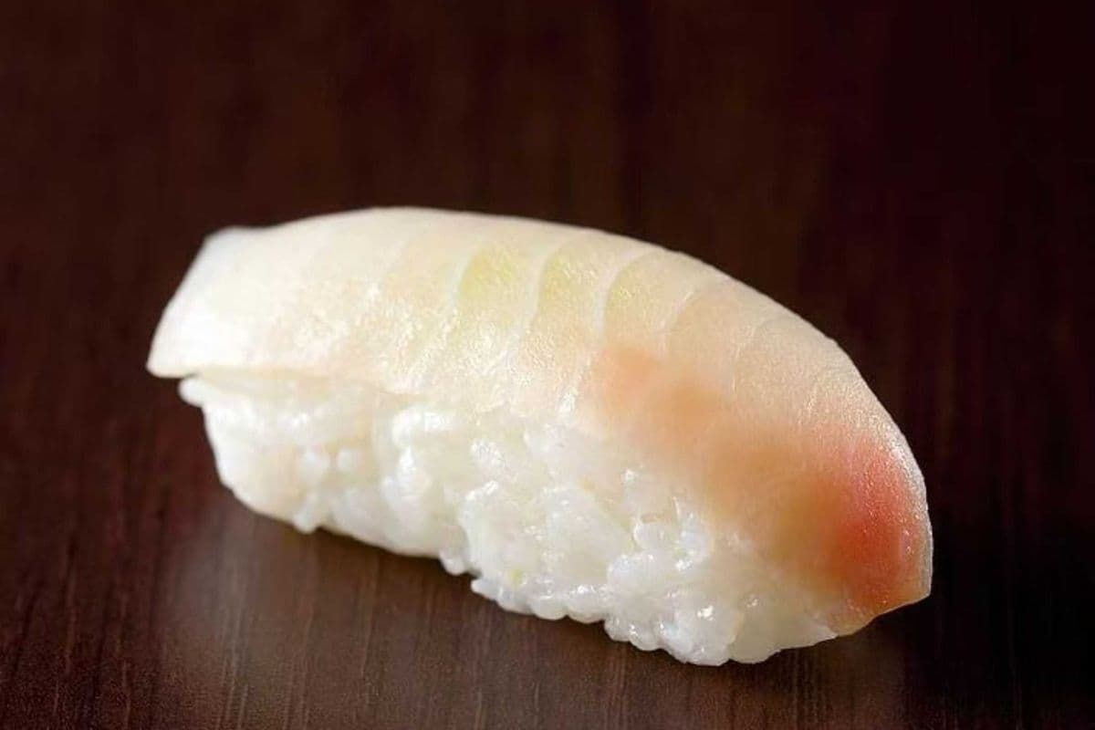 Tilapia Sushi (2 pcs)