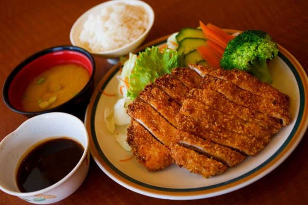 Tonkatsu (Pork Cutlet)