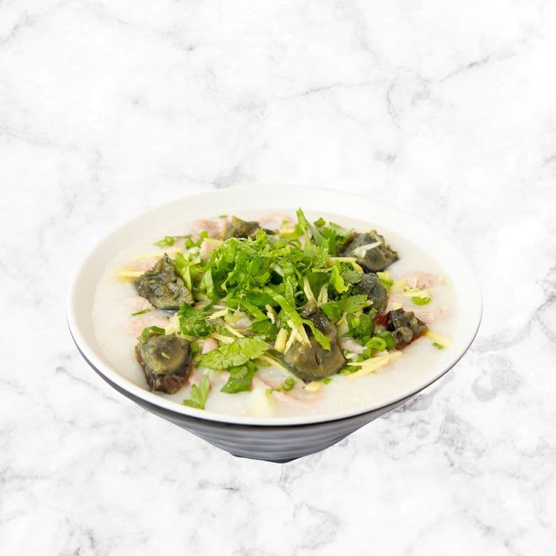 C9 Shredded pork and gold preserved egg Congee / C9 皮蛋瘦肉粥