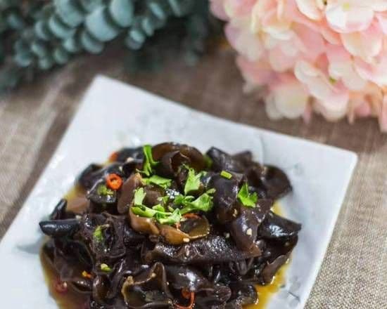 Vinegar Marinated Fungus  / 老醋木耳