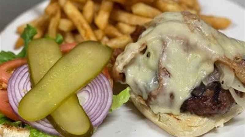 Truffle Mushroom Swiss Burger (8 oz)
