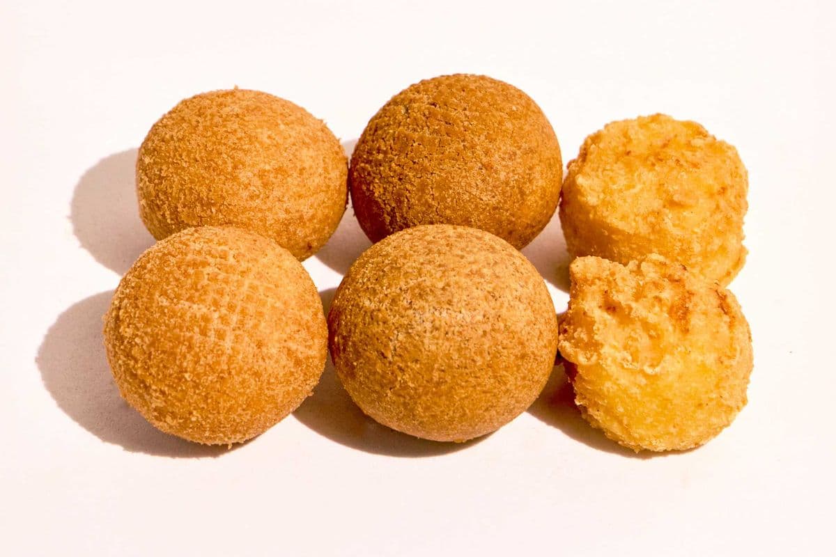 Assorted Balls (6pc)