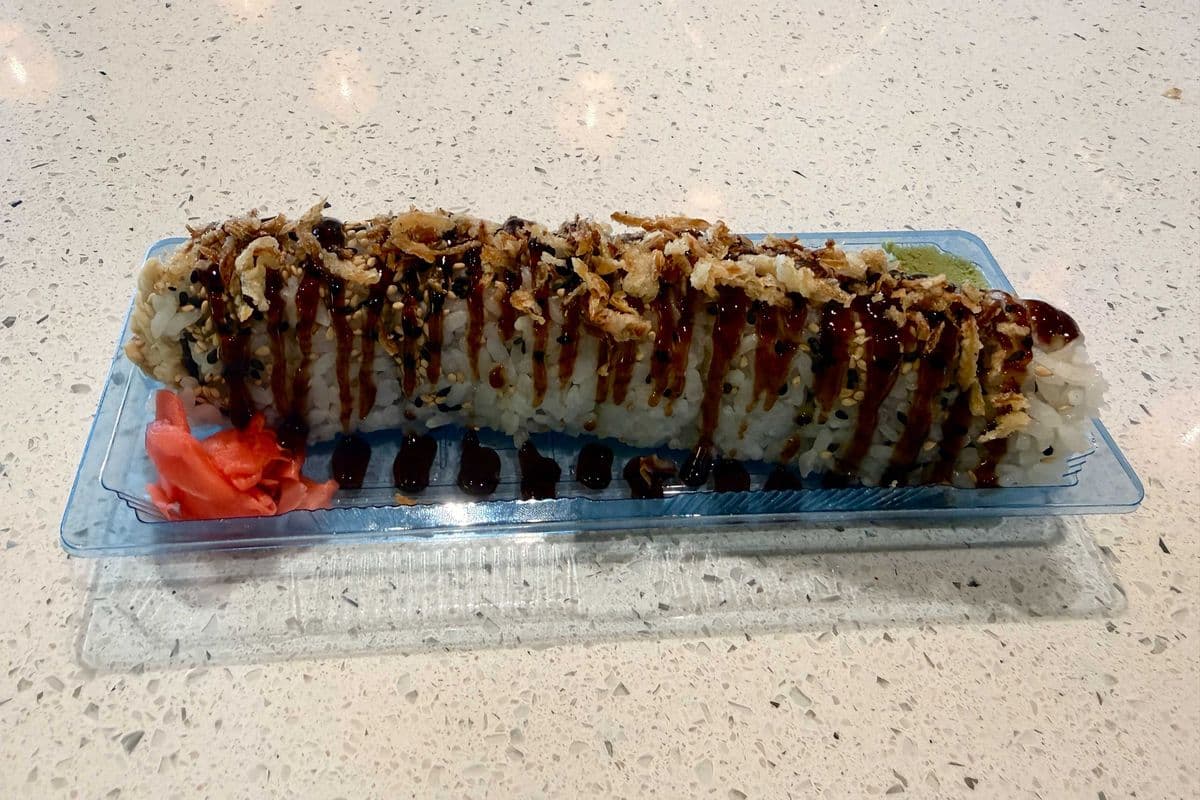 Teriyaki Chicken Uramaki (8pc)