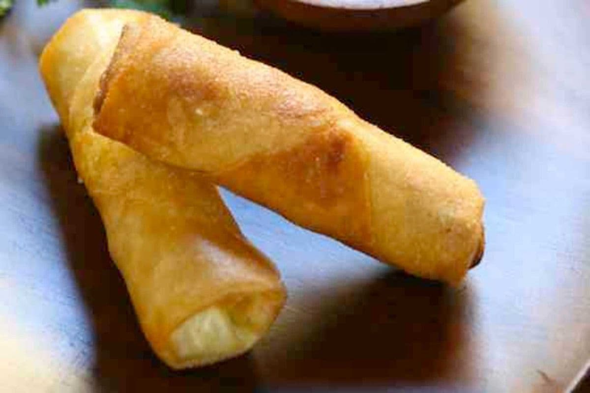 2. Vegetable Spring Roll (2 pcs) - Pho Pia Phak
