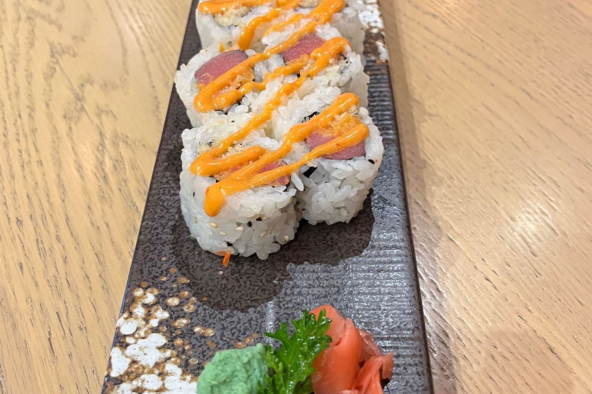 402. Spicy Salmon Roll