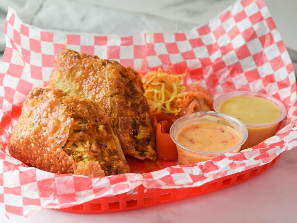 Poulet Egg Roll (4)