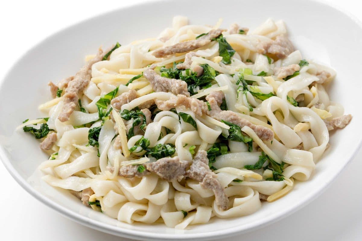 732. House-Fried Pork Noodles 雪筍肉絲炒麵