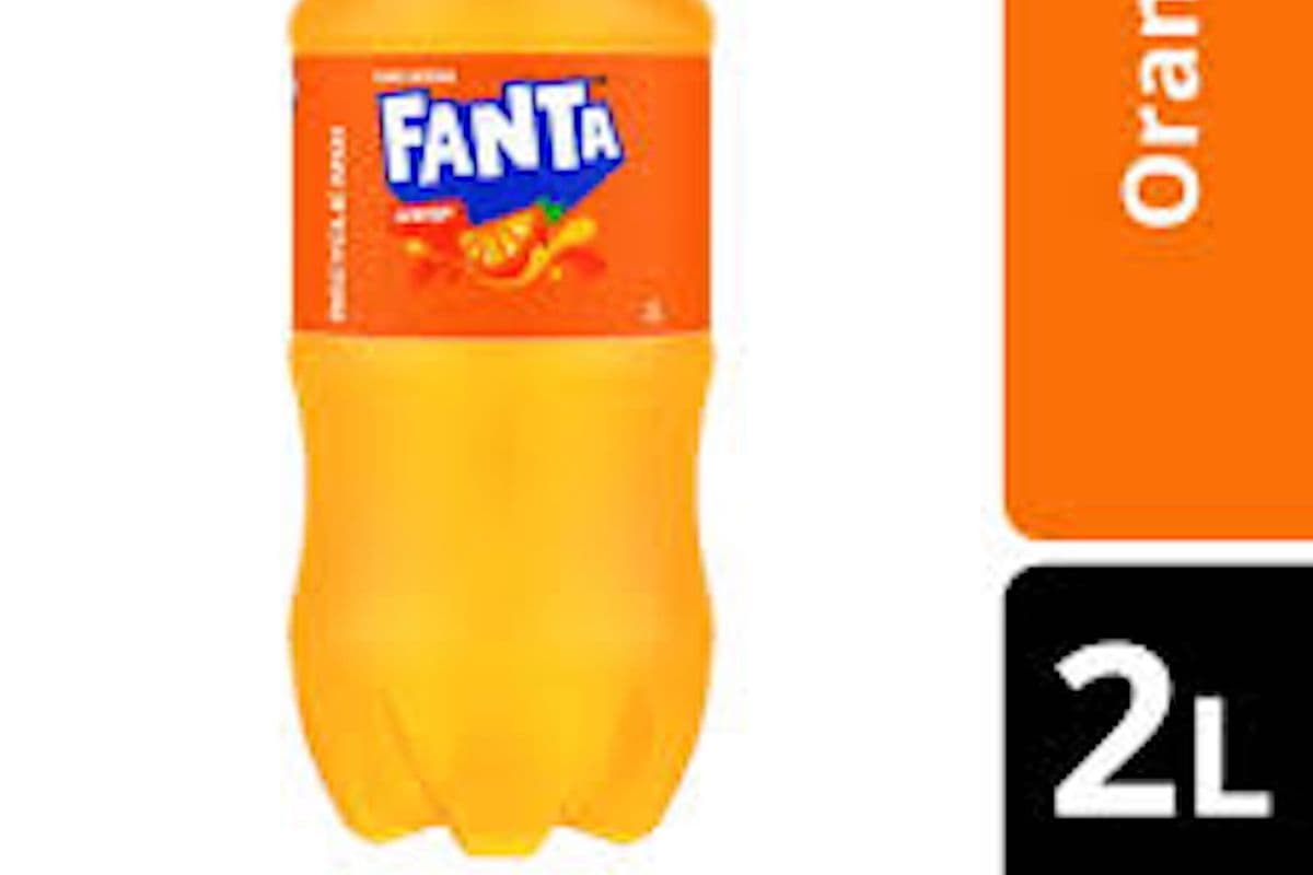 Fanta Orange Sparkling Beverage (2 L)