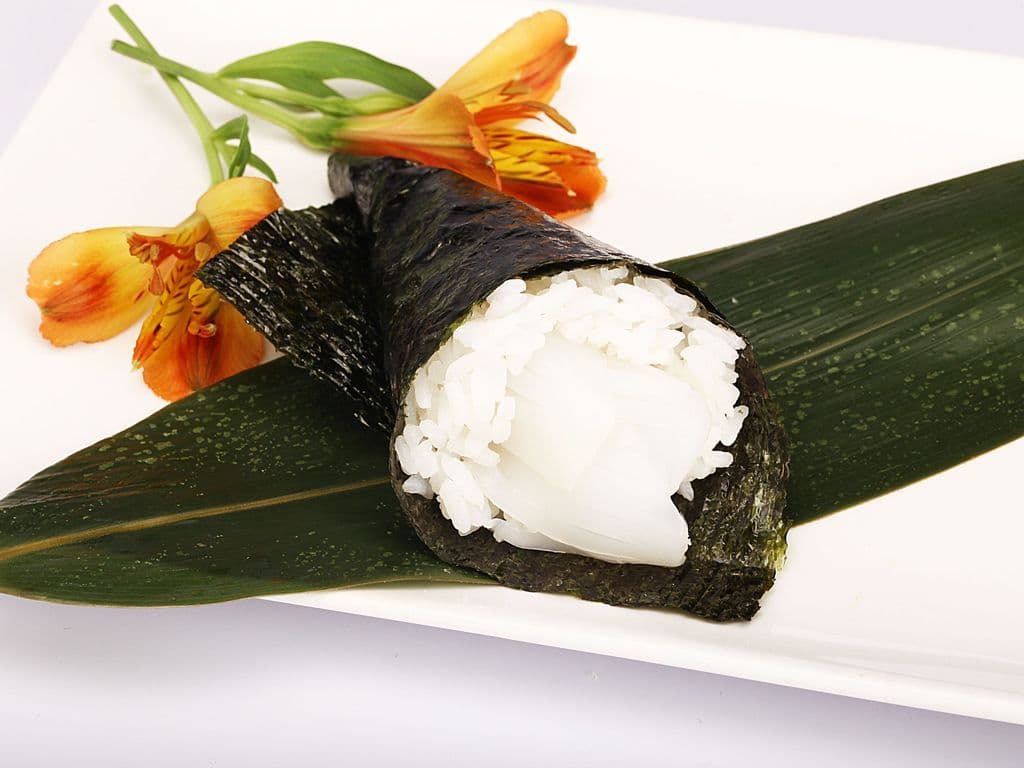 Cuttlefish Hand Roll