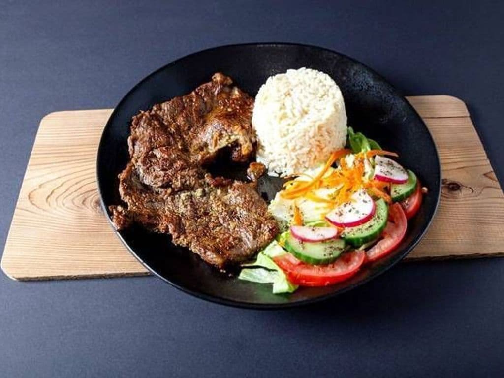 Bifteck Oignons Sautés / Carne Encebollada