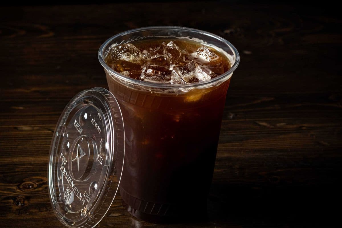 Iced Americano (16 oz)