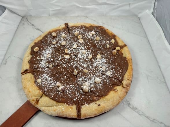Nutella Pizza