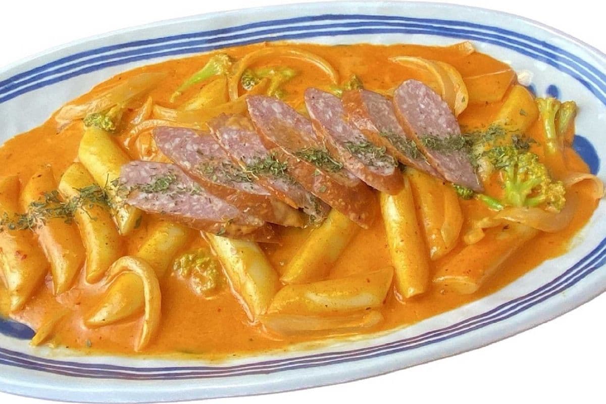 ROSE TTEOKBOKKI(로제떡볶이)