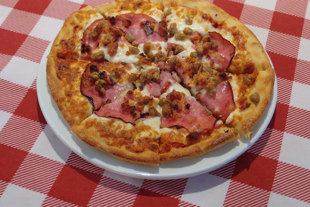 10" Medium Meat Lovers' Pizza