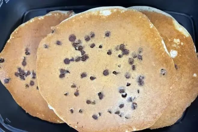 Chocolate Chips Pancakes (3 pcs)