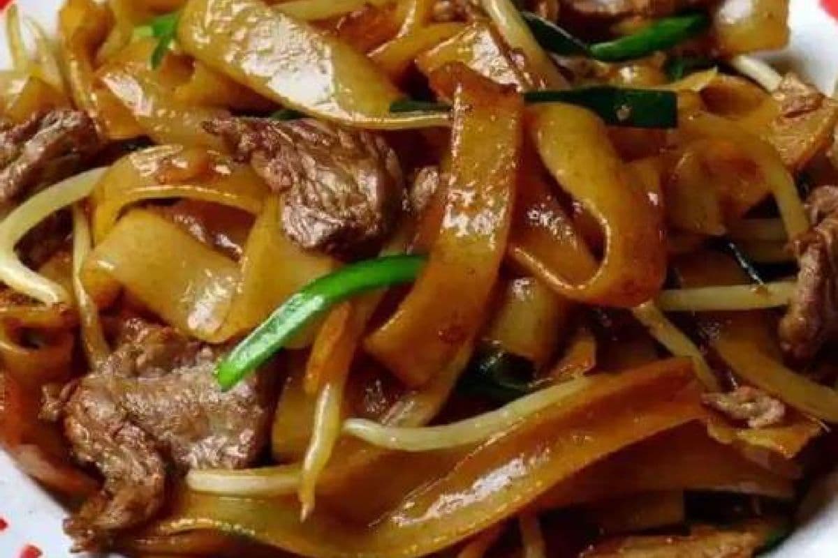 Rice Noodles with Beef