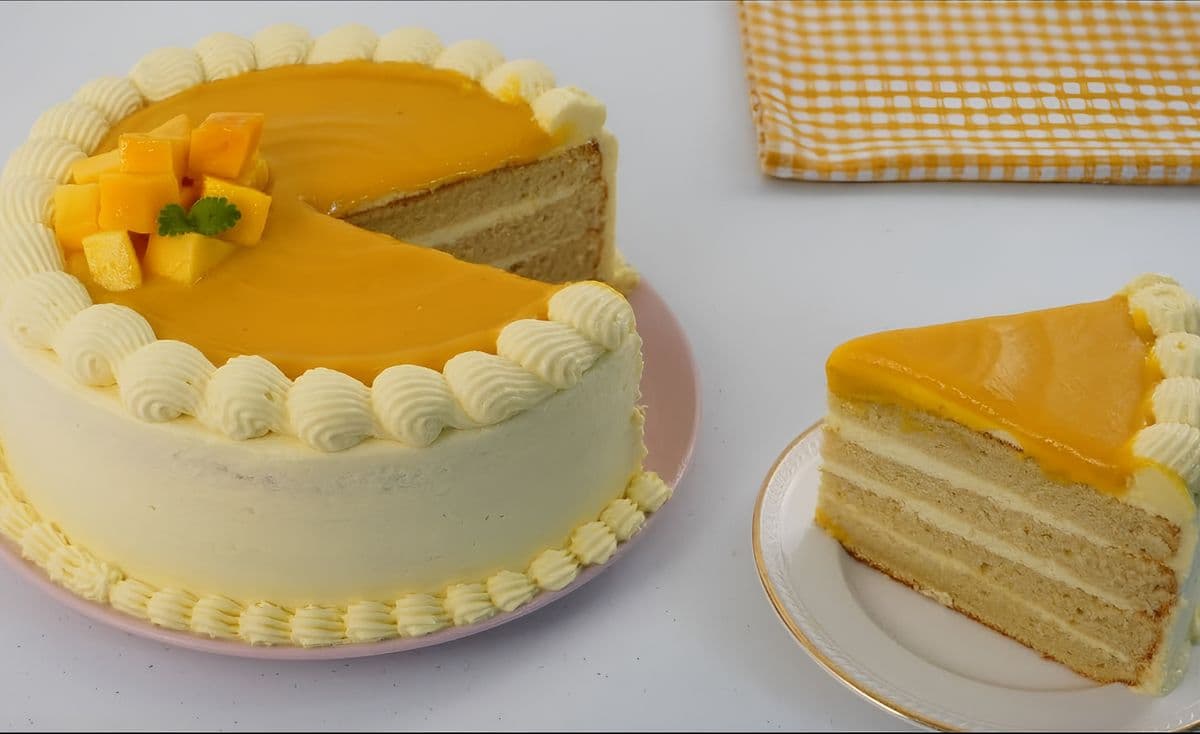 Mango Vanilla Cream Cake (V)
