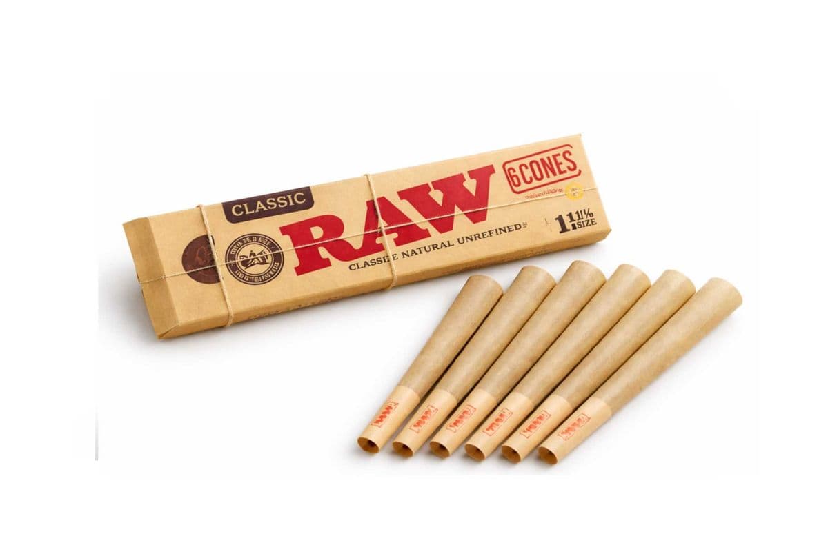 RAW Classic Natural Unrefined Pre-Rolled Cones, 6 Cones Size 1 1/4