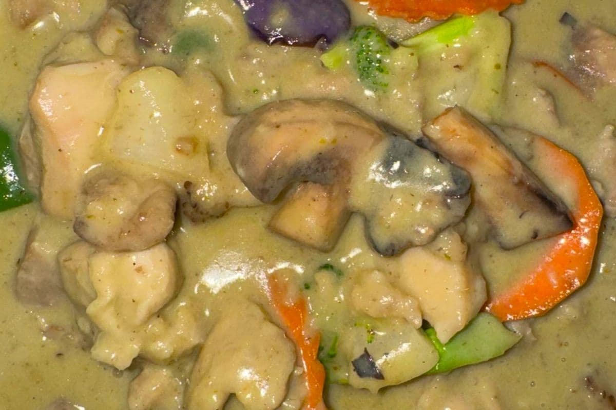 Green Chicken Curry