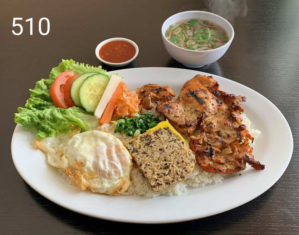 510. Com Tam Ga Nuong, Cha, Op-La