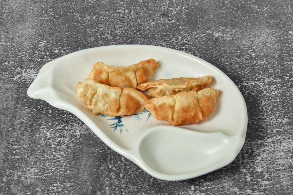 K19. Deep-Fried Chicken Dumplings (4 pcs)